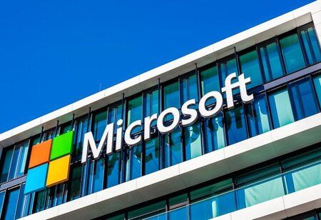 Microsoft clarifies the advantages of AI and updates business unit reporting