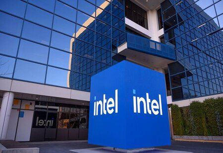 Intel to Use Another of ASML's High NA EUV Technologies: CEO Pat Gelsinger