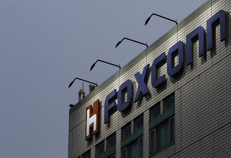 Foxconn Stops New Work Rotations for Chinese Workers at Apple iPhone Plants in India